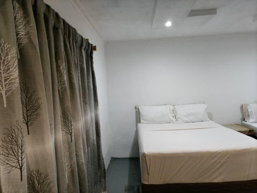 Jungle Breeze Home Stay Kasane Kültér fotó